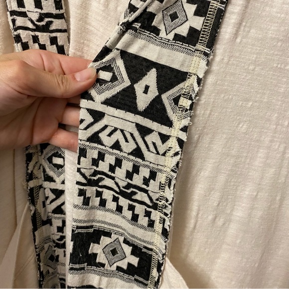 Free People Long Hood Aztec Trim Cardigan Hooded Pockets White Black Cre… - Picture 16 of 16